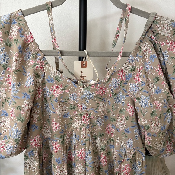 Boho Floral Maxi Dress in Pastel Hues In Loom NWT - Picture 6 of 7